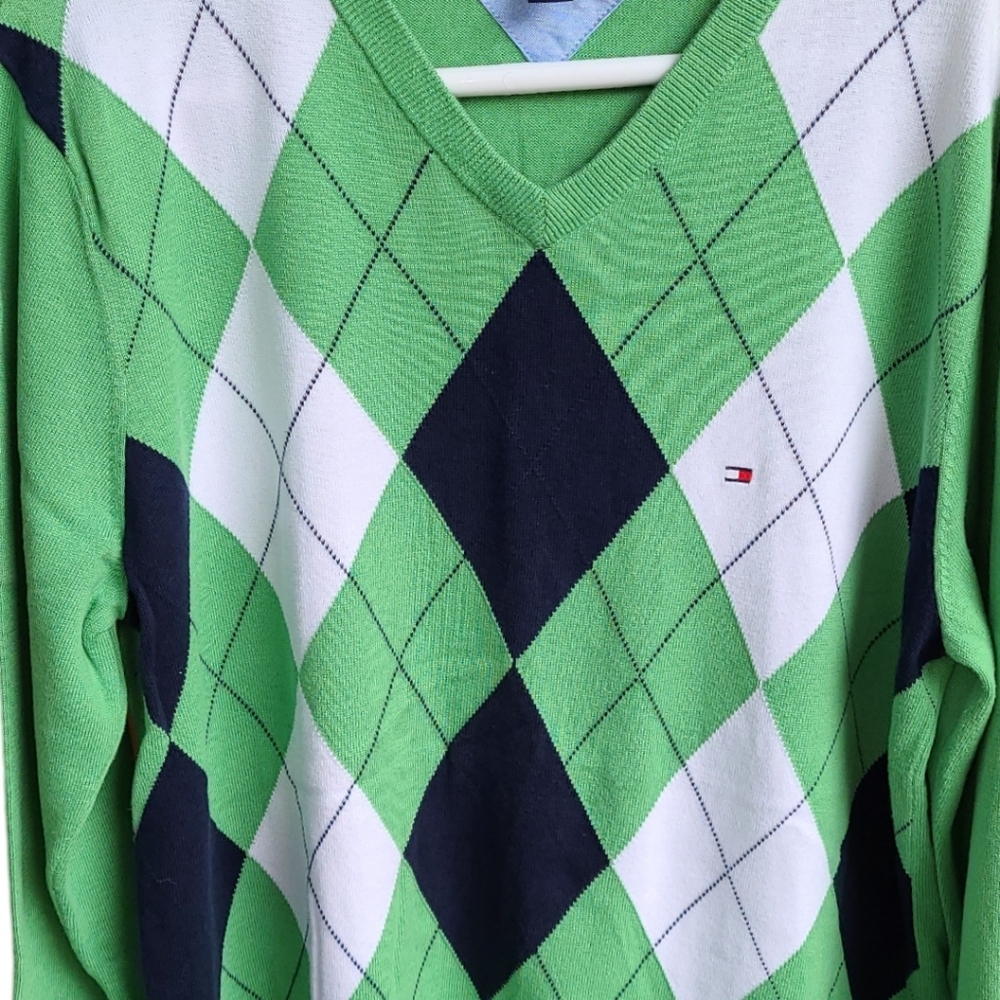 Tommy Hilfiger V Neck argyle sweater Men's Large EUC - Picture 4 of 13